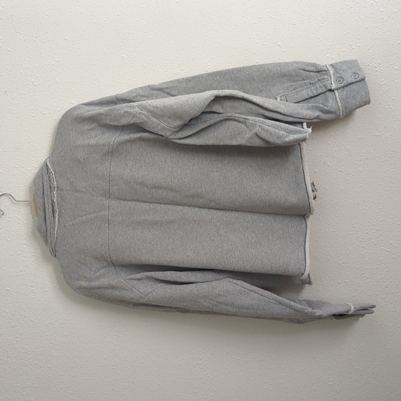 Emery Park Gray Button Down Sweatshirt Jacket Shacket Slightly Cropped Medium - Picture 12 of 14